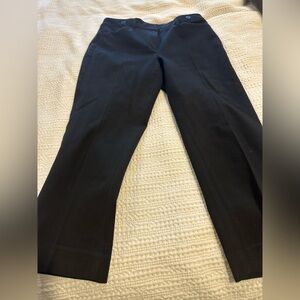 White House Black Market “The Slim Crop” Black Pants – Size 6